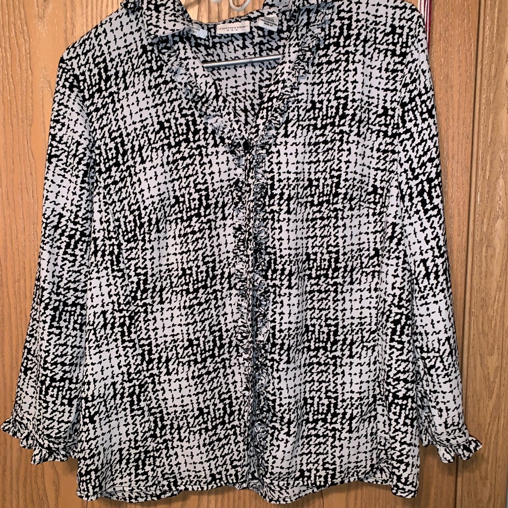 Covington Black + White Patterned Professional Top